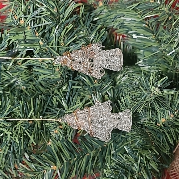 2 Hand Blown Spun Glass w/Gold Garland  Tree Ornaments - Picture 1 of 7